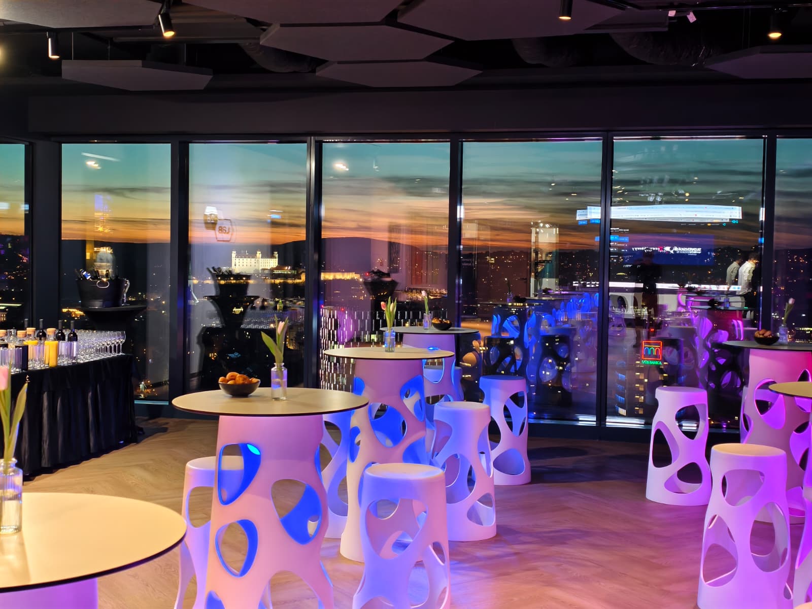 Nivy Tower - Lab28 Offices (Penthouse offer)