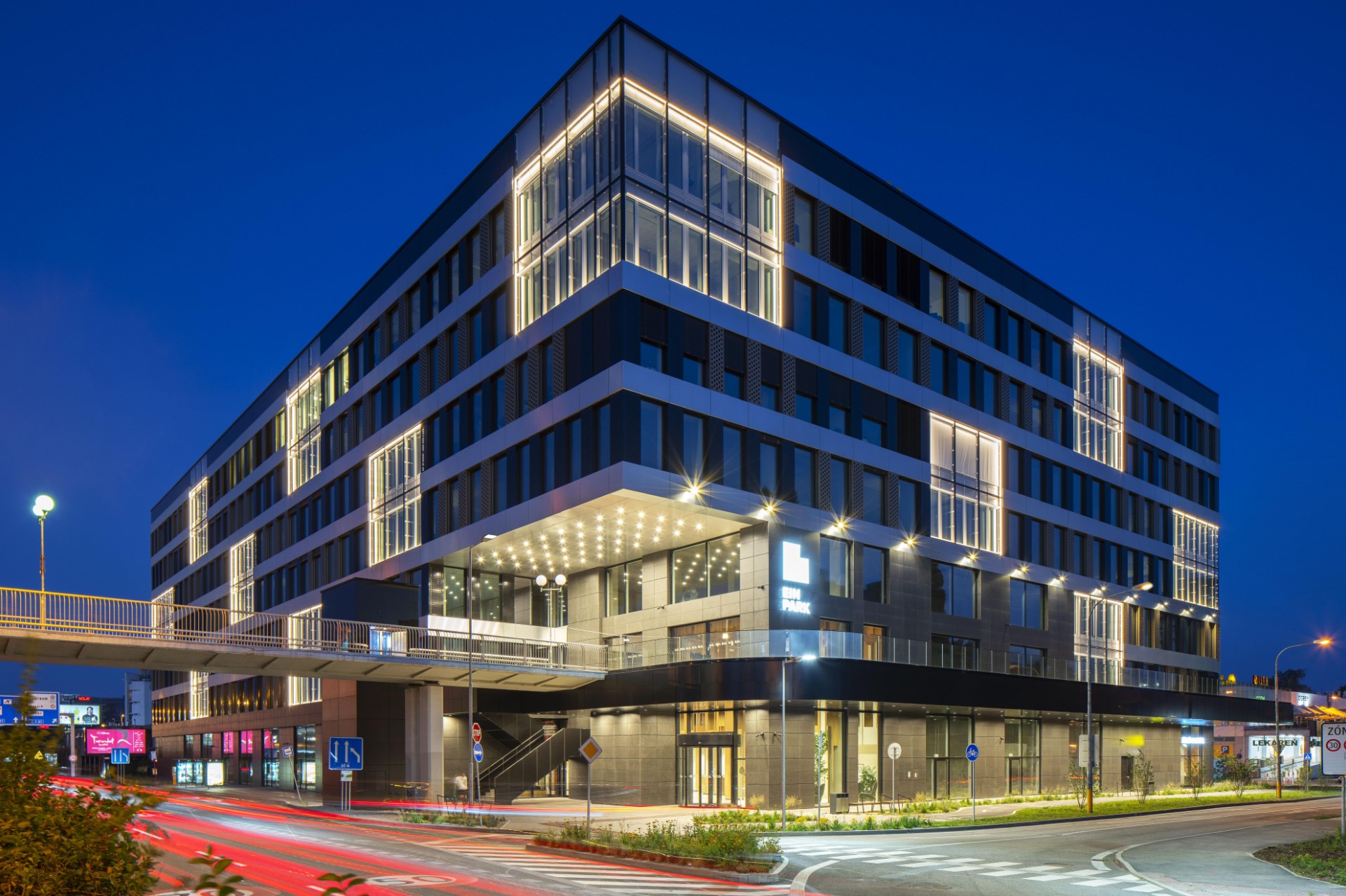 EINPARK Offices SUBLEASE