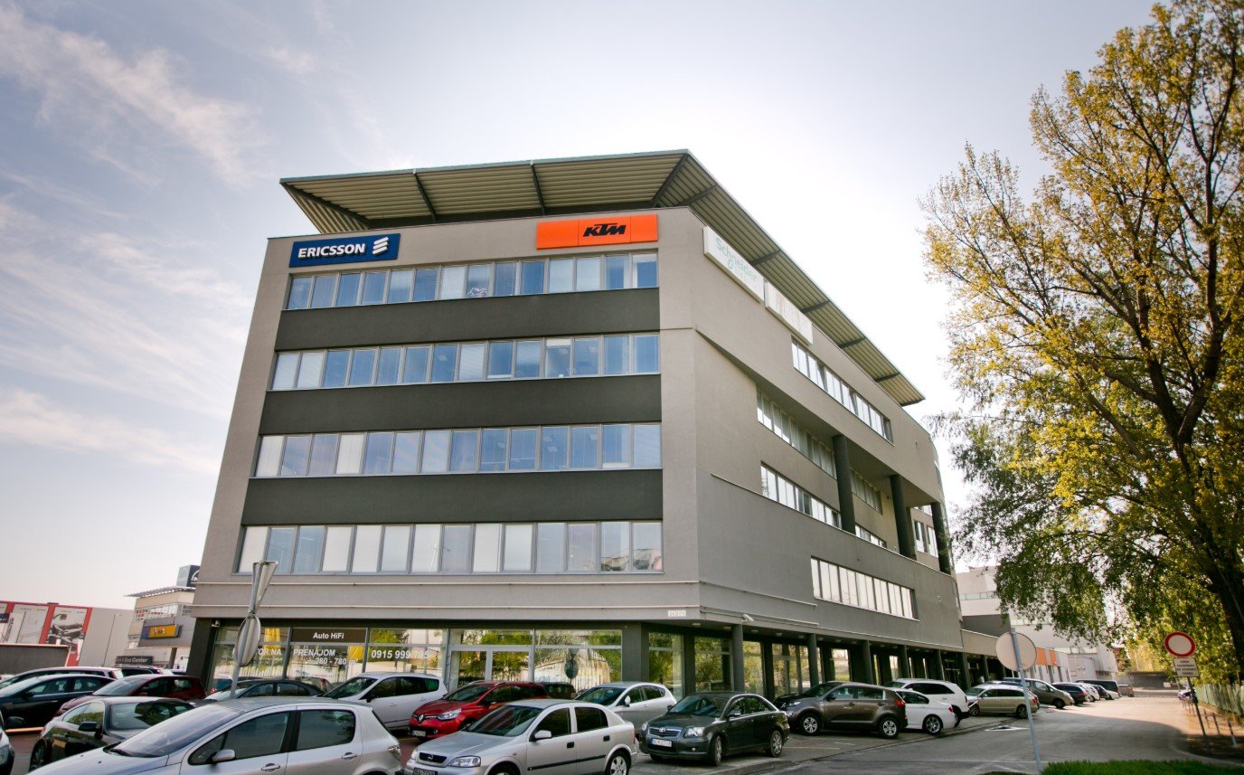 H Business Centrum Rožňavská