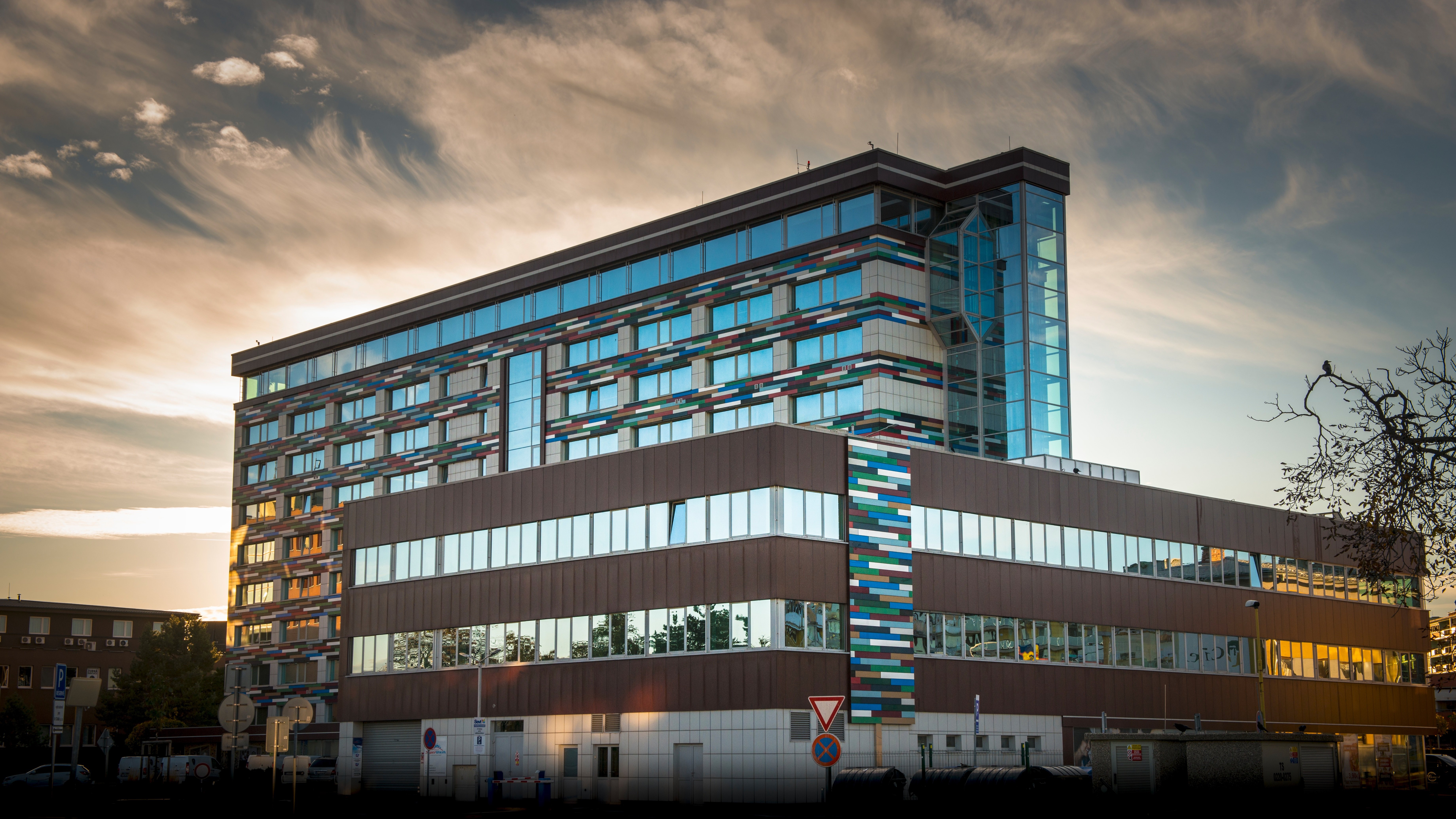 ASTON BUILDING