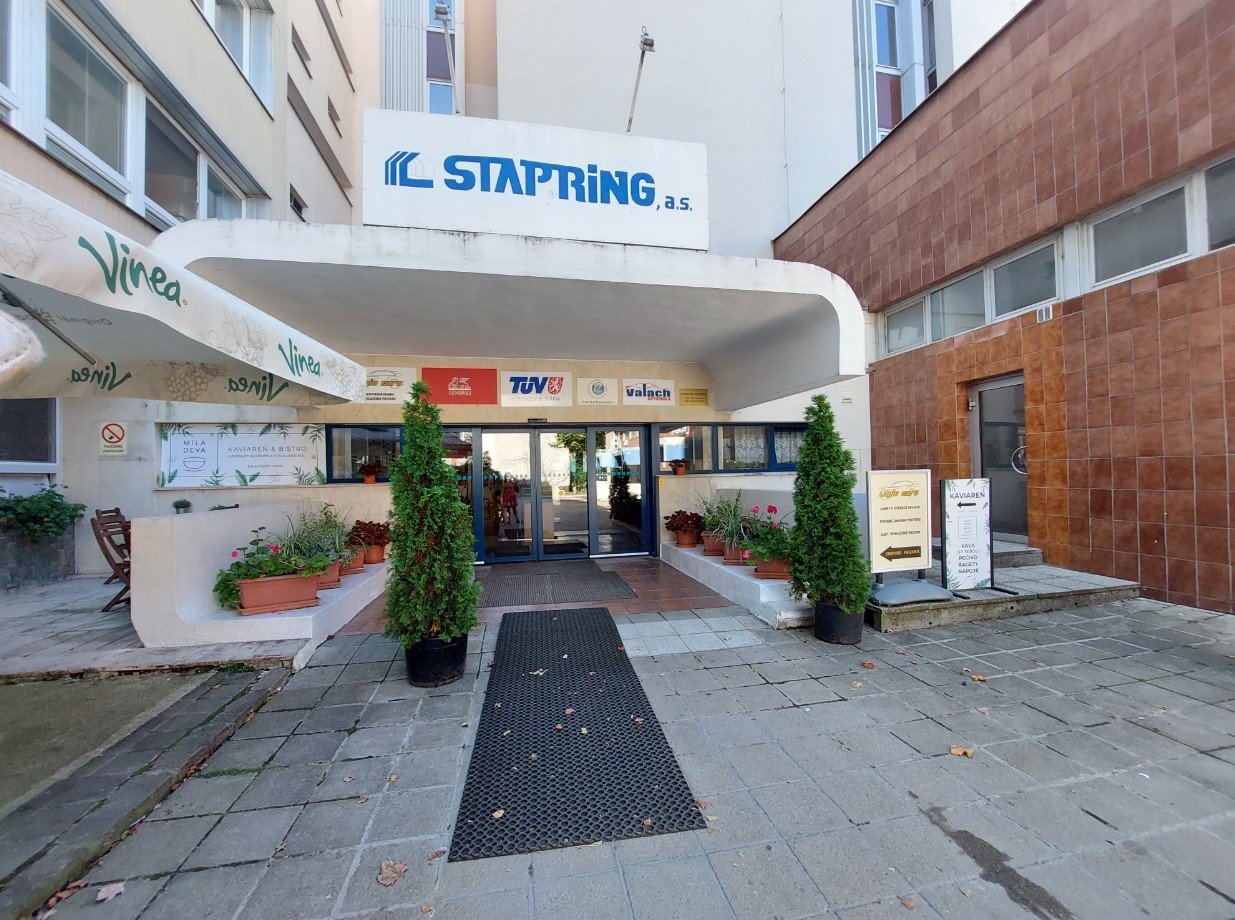 STAPRING