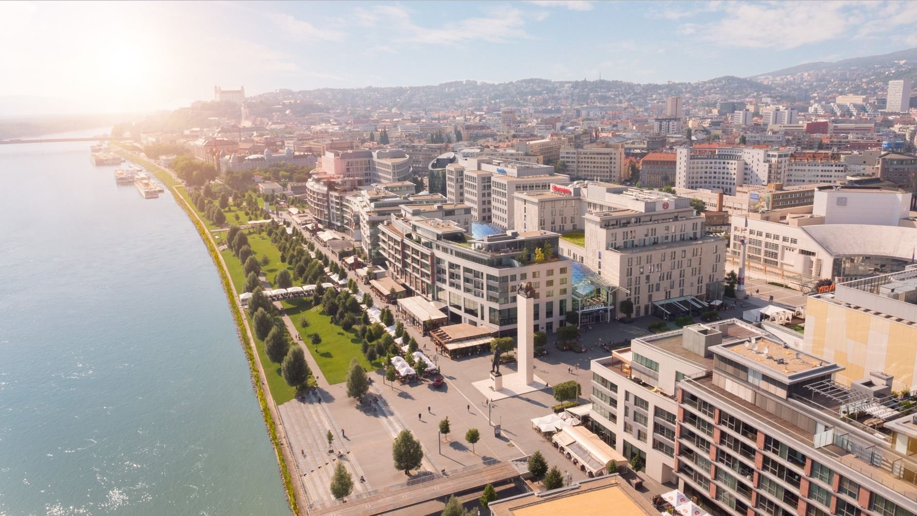 EUROVEA Central 2