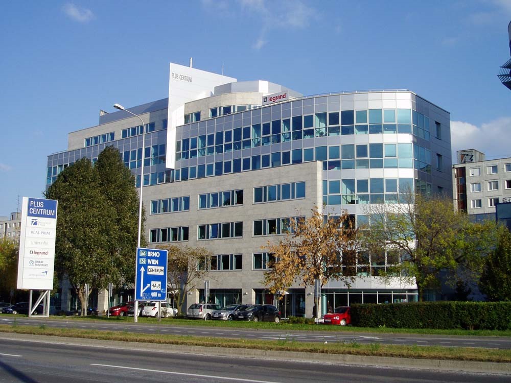 PLUS CENTRUM
