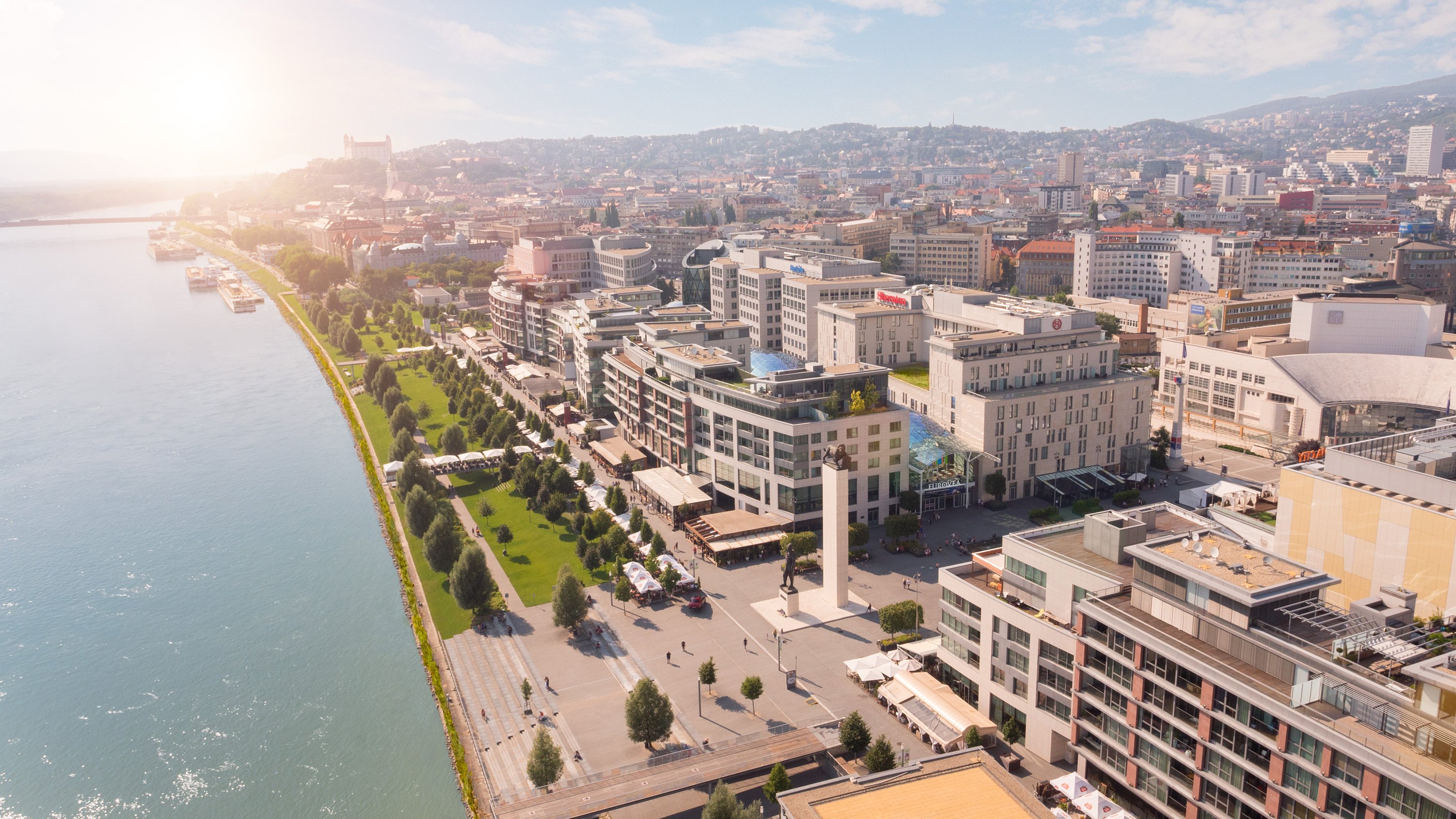 EUROVEA CENTRAL 3