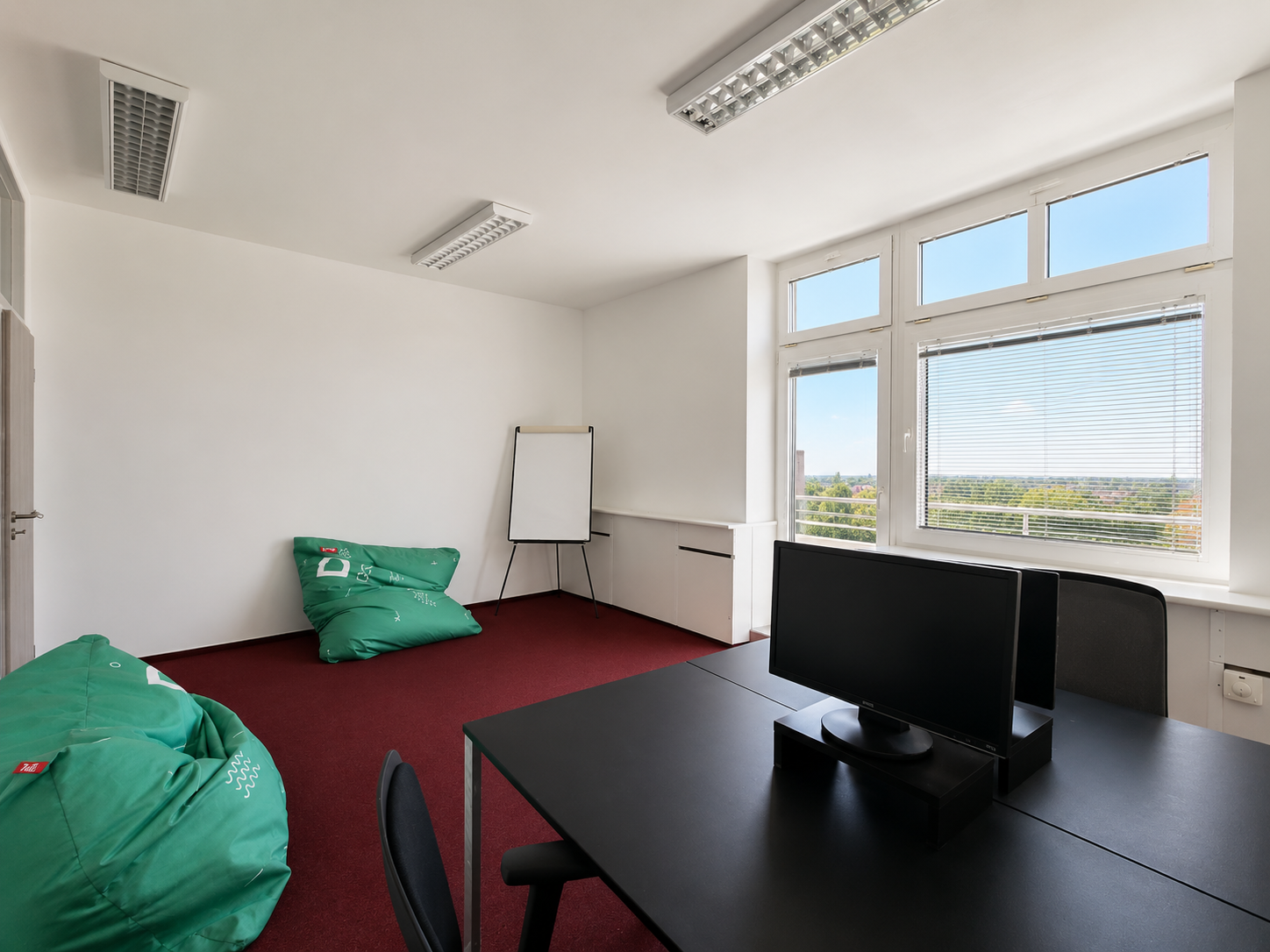 Rajská Boutique Offices