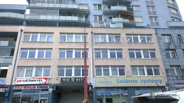 Exteriér, Trnavská 82, Bratislava 82101, Peter Tabaček