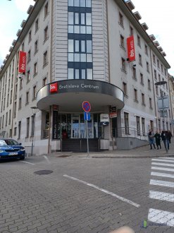 Exteriér, Zámocká 36, Bratislava 81101, Allianz - Slovenská poisťovňa, a.s.