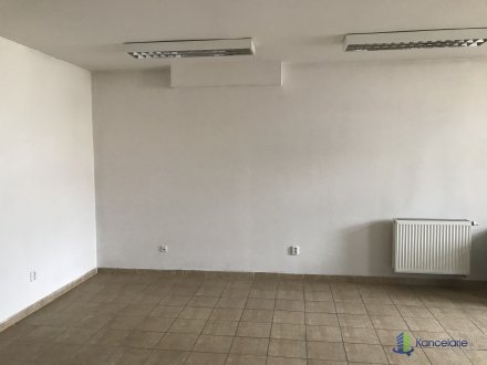 Exteriér, Vajanského nám. 12, Banska Bystrica 97401, Ing. Ivan Vincenc -KNA - obchodno-výrobná firma