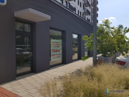 Exteriér, Hraničná 36, Bratislava 82105, Z.O.A. s.r.o.