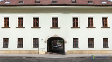 Historická polyfunkčná budova, Bratislava, Panenská