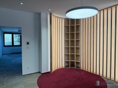 Exteriér, Bratislava Na pántoch 18