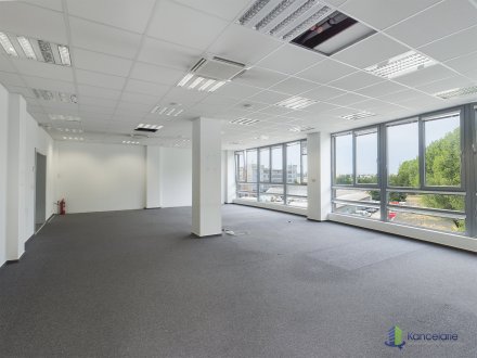 Interiér, Rožňavská 24, Bratislava 82104, CBRE s.r.o.