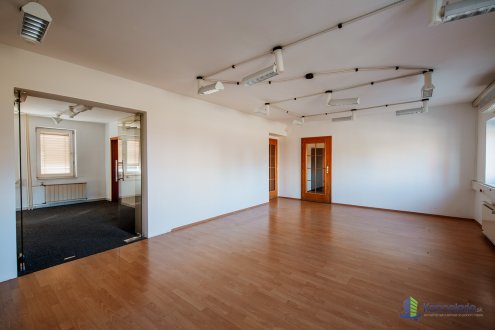 Interiér, Kukučínova 34, Bratislava 83103, Arvin & Benet, s.r.o.