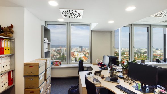 Interiér, Karadžičova 8, Bratislava 82015, CBRE s.r.o.