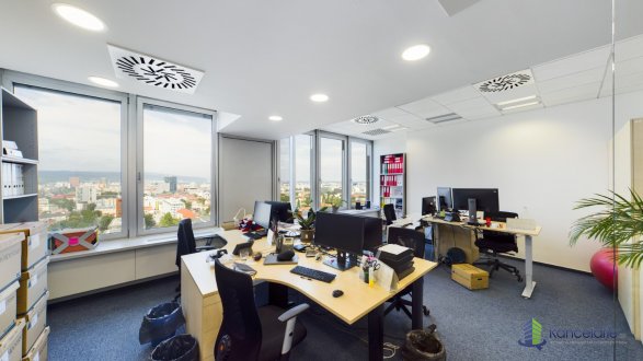 Interiér, Karadžičova 8, Bratislava 82015, CBRE s.r.o.