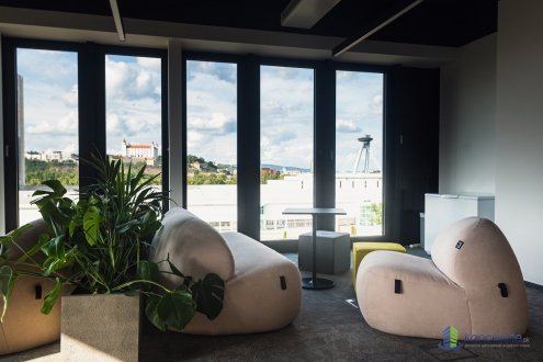 Interiér, Einsteinova 35, Bratislava 85101, CORWIN SK a.s.