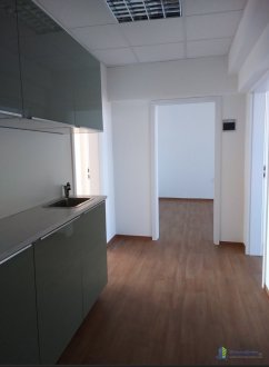 Interiér, Kutlíkova 17, Bratislava 85102, Häusler & Häusler s.r.o.