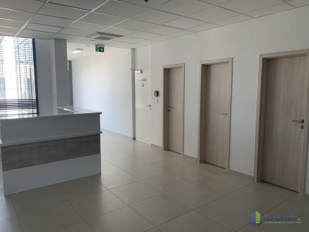 Interiér, Nám. 1. mája 9, Bratislava 81106, MOEZIA s. r. o.