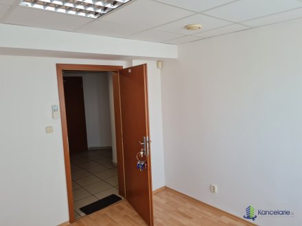 Interiér, Pražská 11, Bratislava 81104, Hotely mládeže Slovakia, a.s.