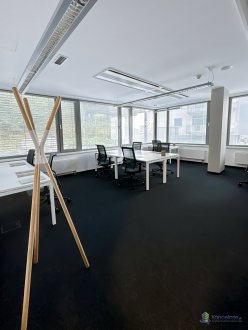 Interiér, Žriedlová 13, Košice 04001, Regus Business Centre Bratislava, s.r.o.
