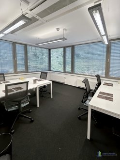 Interiér, Žriedlová 13, Košice 04001, Regus Business Centre Bratislava, s.r.o.