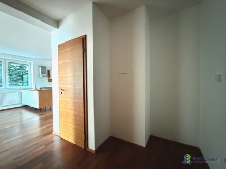 Interiér, Pri Suchom mlyne 6, Bratislava 81104, Trash s. r. o.