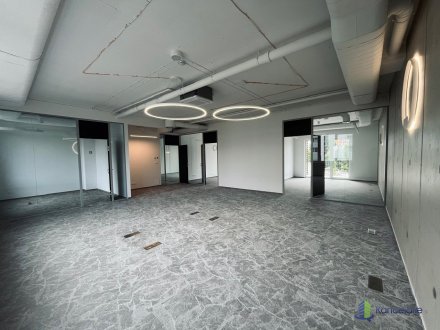 Interiér, Trnavská cesta 68, Bratislava 82102, INVEST 49 a. s.