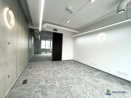 Interiér, Trnavská cesta 68, Bratislava 82102, INVEST 49 a. s.