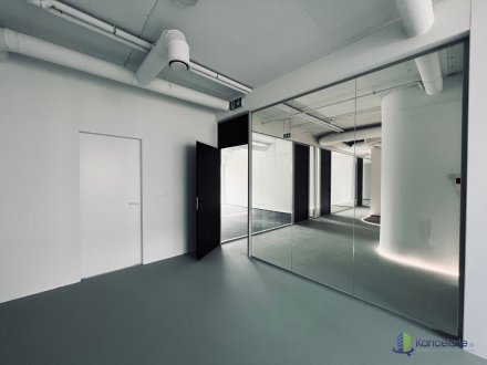Interiér, Trnavská cesta 68, Bratislava 82102, INVEST 49 a. s.