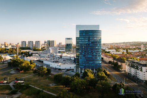 Interiér, Vajnorská 100, Bratislava 83104, WOOD Real Estate