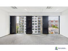 Interiér, Bratislava Einsteinova 33