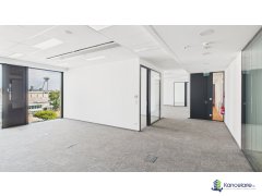 Interiér, Bratislava Einsteinova 33