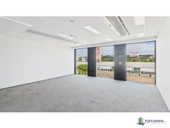 Interiér, Bratislava Einsteinova 33