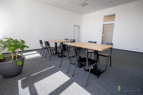 Interiér, Rybničná 40F, Bratislava 83106, PT - STAV, s.r.o.