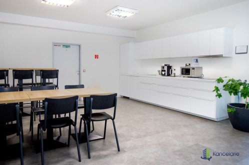 Interiér, Rybničná 40F, Bratislava 83106, PT - STAV, s.r.o.
