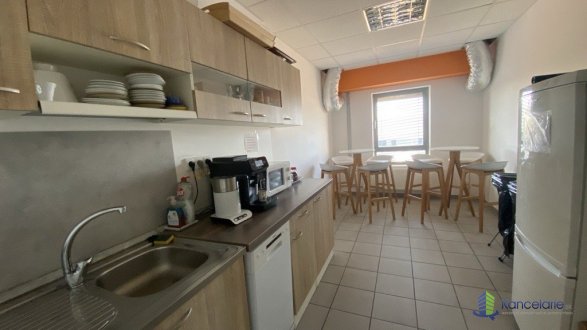 Interiér, Pestovateľská 13, Bratislava 82104, ags 92, s.r.o.