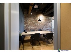 Interiér, Bratislava Karadžičova 10