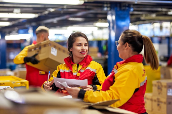 DHL