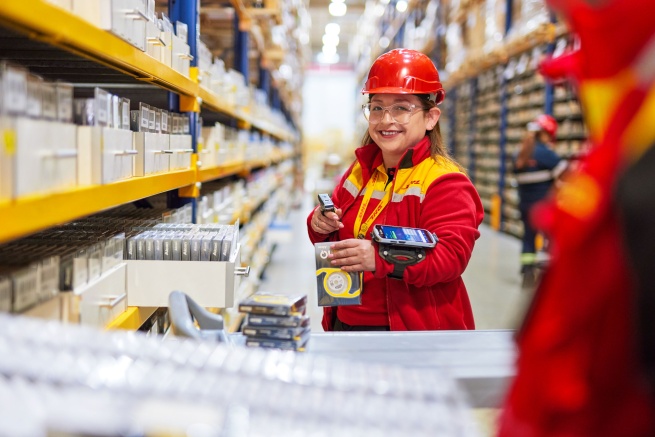 DHL